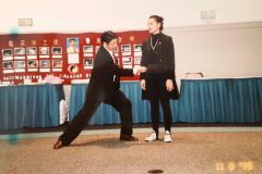 1998年8月，樂天大師為世界第十四例極惡性膀胱癌患者調理。