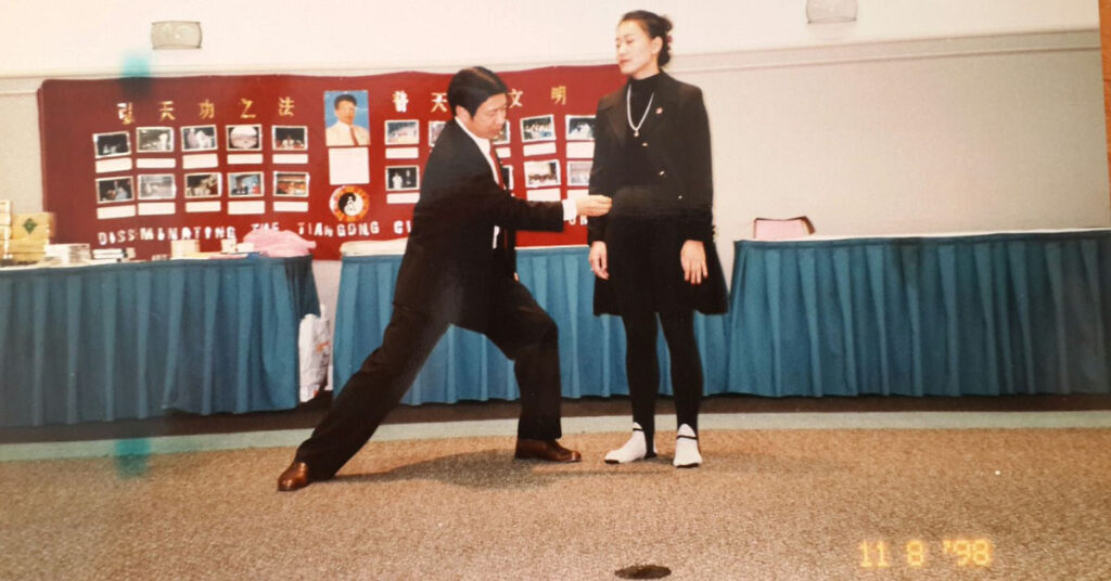 呂文淑博士在接受樂天大師的排癌信息